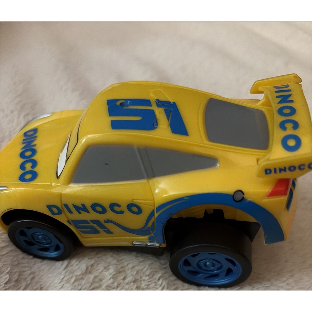 Disney Pixar Cars 3 Revvin Action Dinoco Cruz Ramirez - Picture 3 of 7